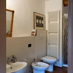 Appartamento Monolocale Sui Tetti Di - Via Indipendenza