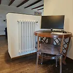 Monolocale Sui Tetti Di - Via Indipendenza Bologna