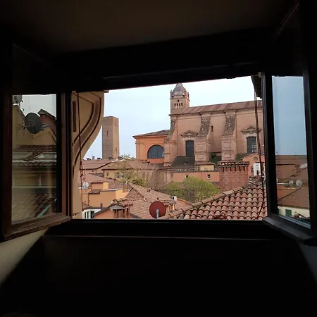 Monolocale Sui Tetti Di - Via Indipendenza * Bologna