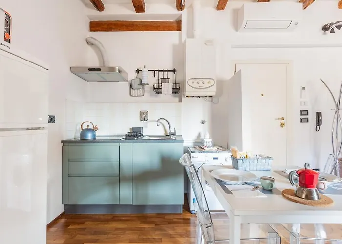 Appartement Monolocale Sui Tetti Di - Via Indipendenza Bologne