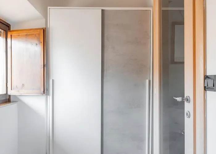 Monolocale Sui Tetti Di - Via Indipendenza *