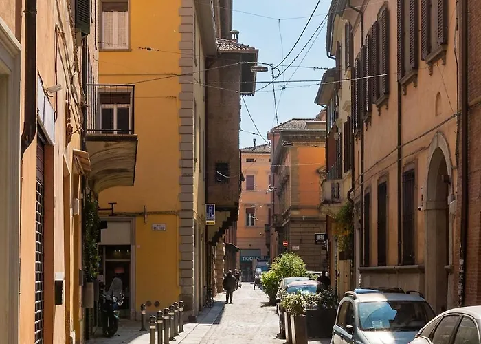 Monolocale Sui Tetti Di - Via Indipendenza * Bologna