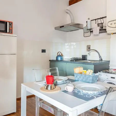 Monolocale Sui Tetti Di - Via Indipendenza Apartment *