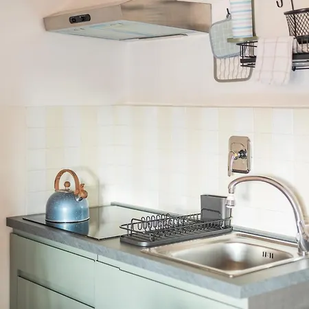 Monolocale Sui Tetti Di - Via Indipendenza *