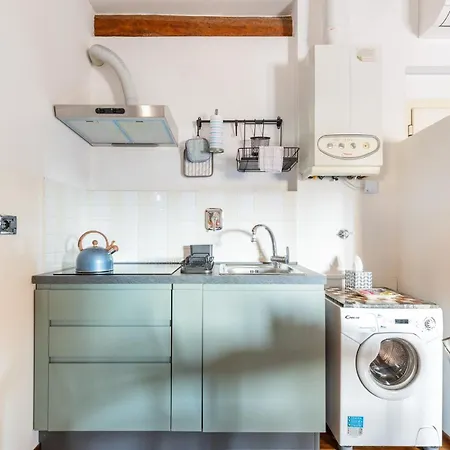 Apartman Monolocale Sui Tetti Di - Via Indipendenza *