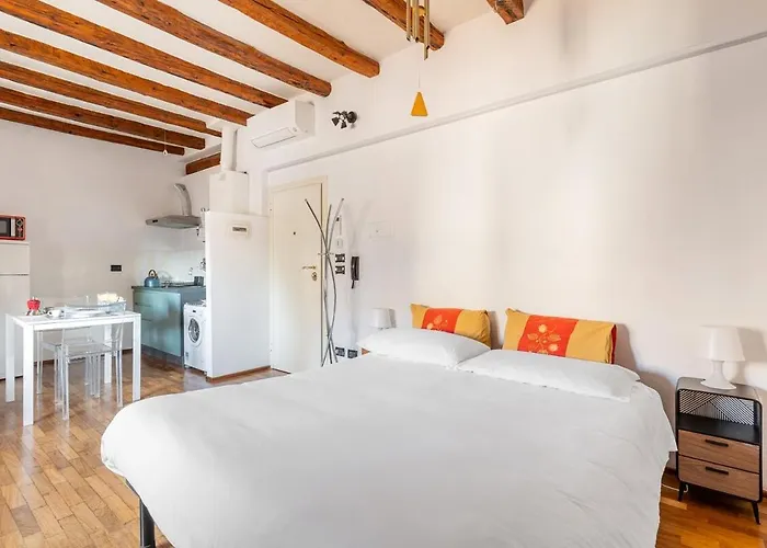 Monolocale Sui Tetti Di - Via Indipendenza * Boloňa